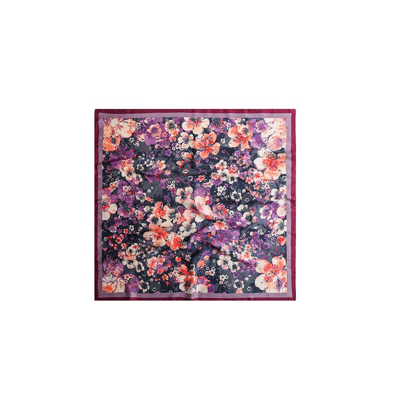 SKU 属性图_02 Large Edge Printed Silk Scarves - Image 3