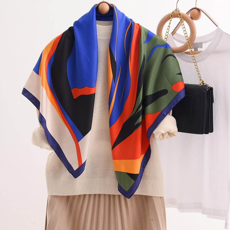 主图_01 Square Polyester Scarf Custom Design